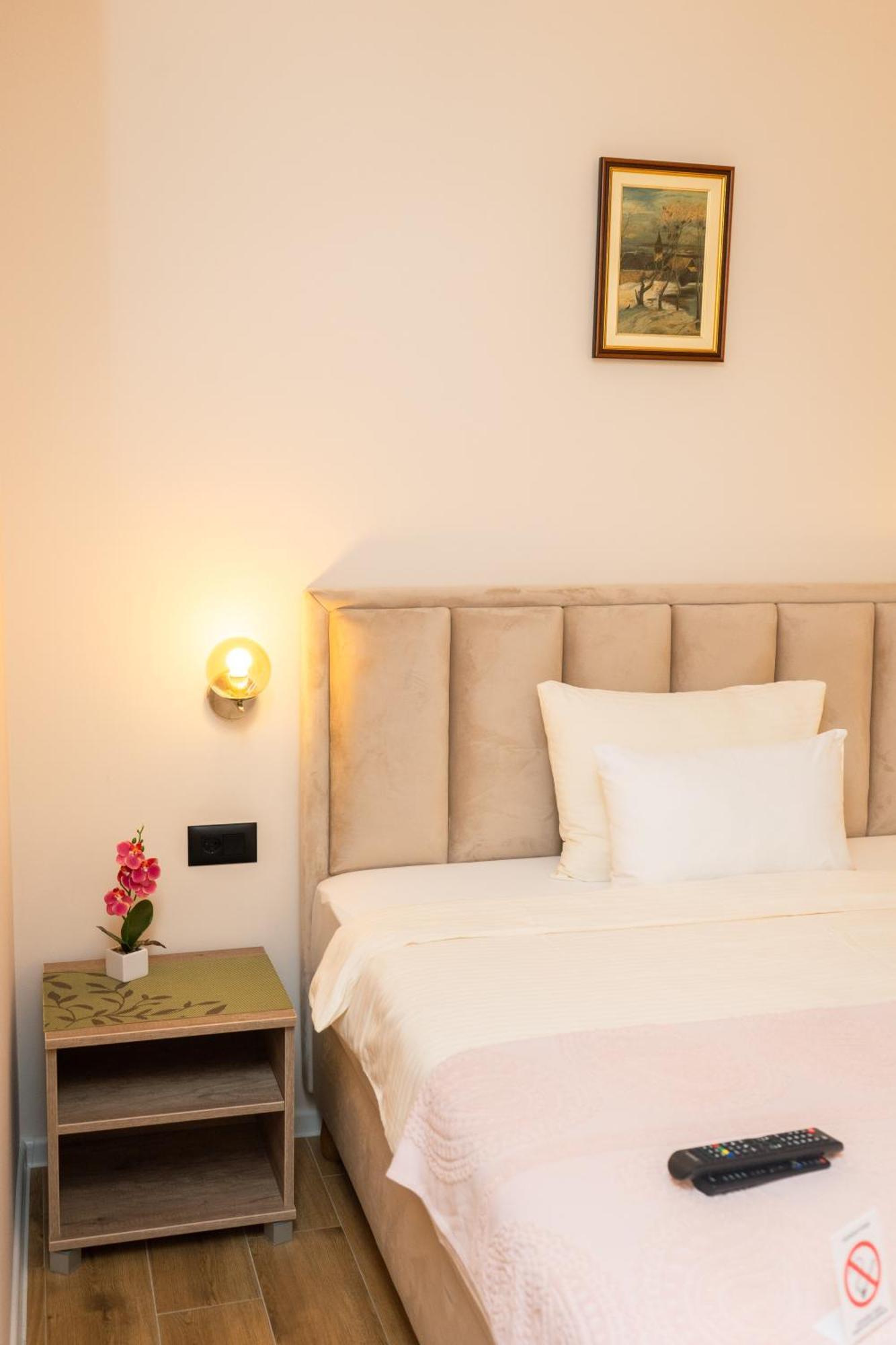 Merak Rooms & Caffe Bar Šabac Eksteriør bilde