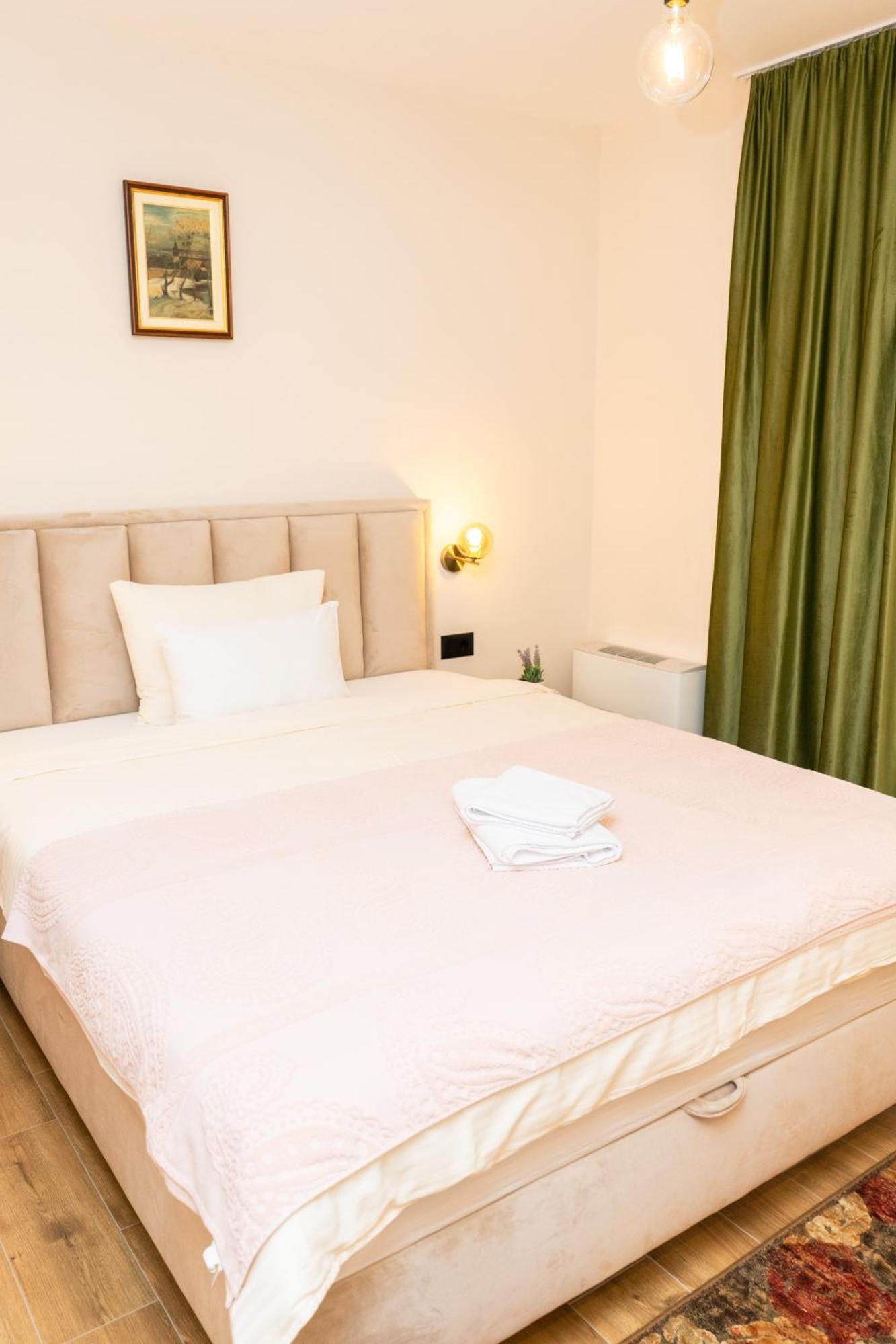 Merak Rooms & Caffe Bar Šabac Eksteriør bilde