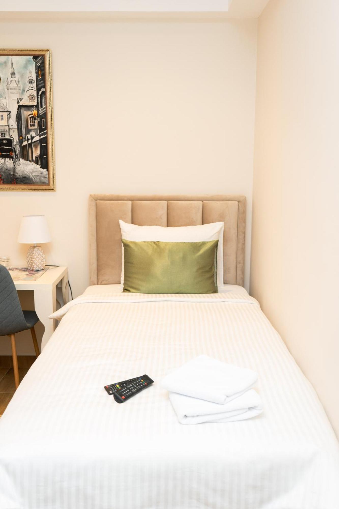 Merak Rooms & Caffe Bar Šabac Eksteriør bilde
