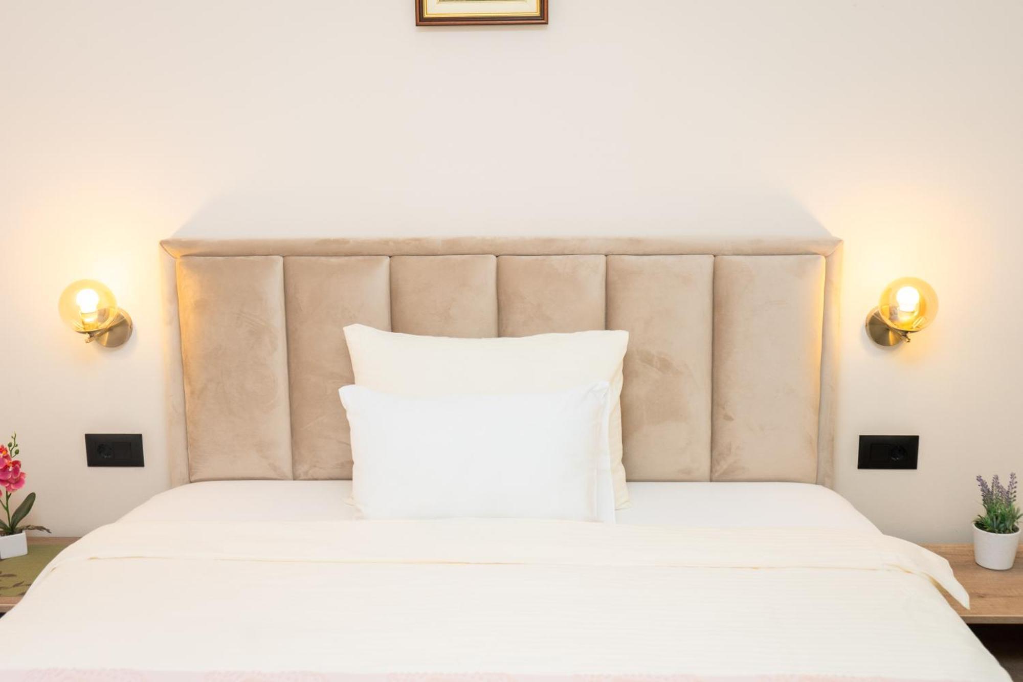 Merak Rooms & Caffe Bar Šabac Eksteriør bilde