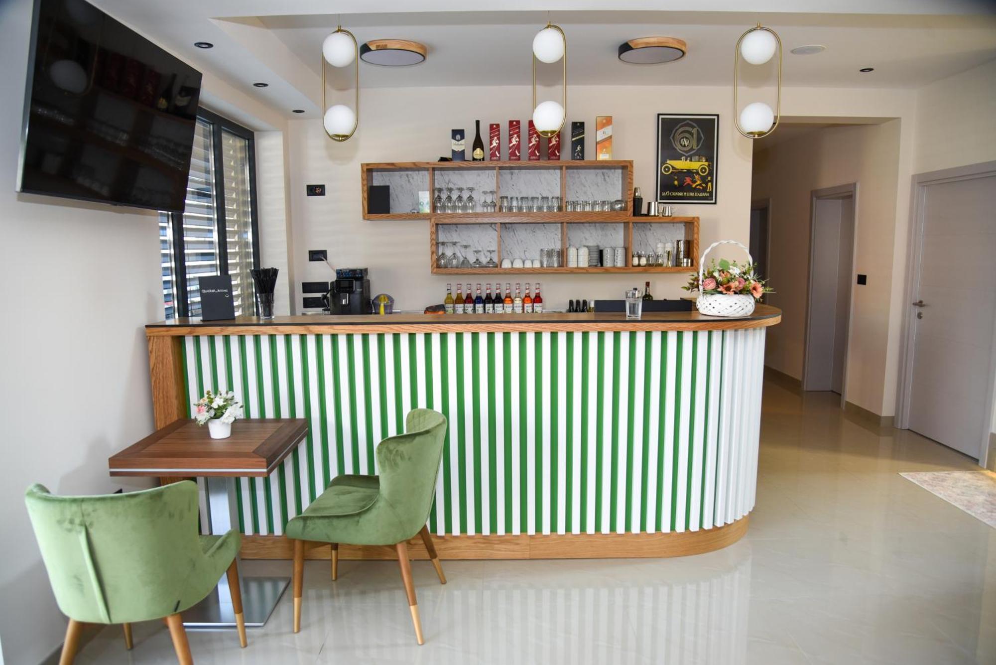 Merak Rooms & Caffe Bar Šabac Eksteriør bilde